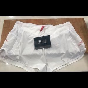 New Gore Tex running shorts with back zipper pocket and drawstring